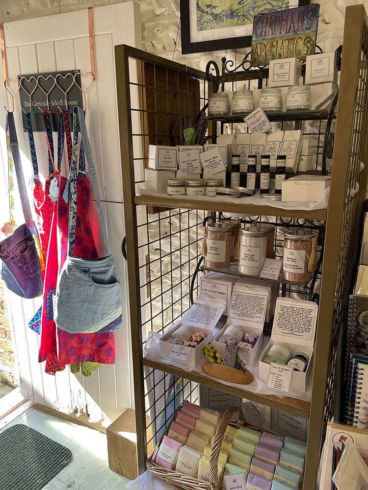 Gertrude’s Garden Arts and Crafts